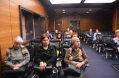 10 марта любители документального кино собрались в Тюменской областной научной библиотеке на очередное занятие киноклуба.  